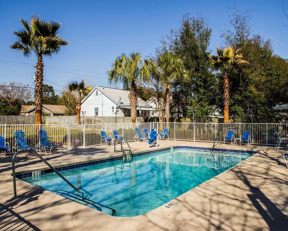 Suburban Extended Stay Hotel Naval Base Area Warrington Εξωτερικό φωτογραφία