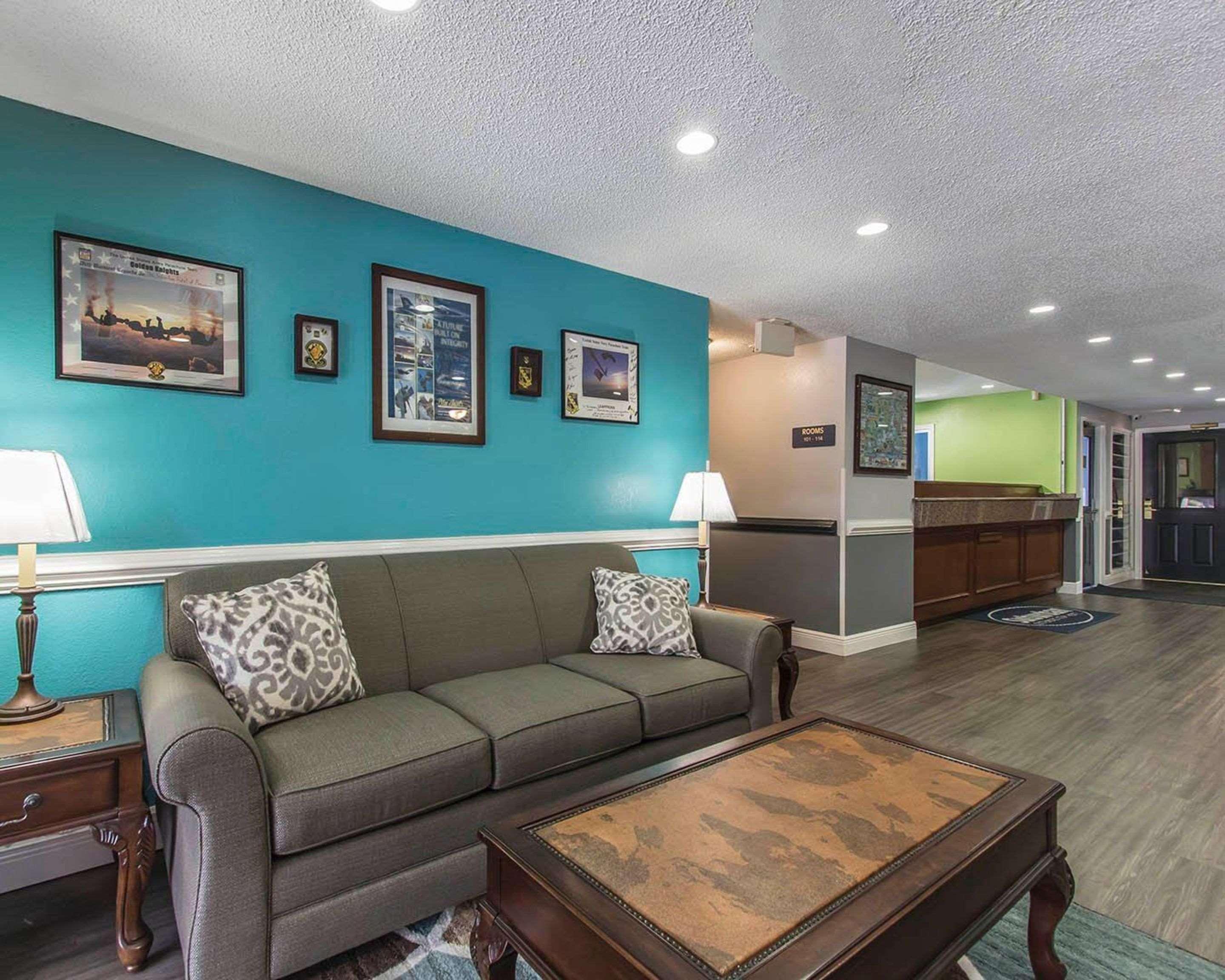 Suburban Extended Stay Hotel Naval Base Area Warrington Εξωτερικό φωτογραφία