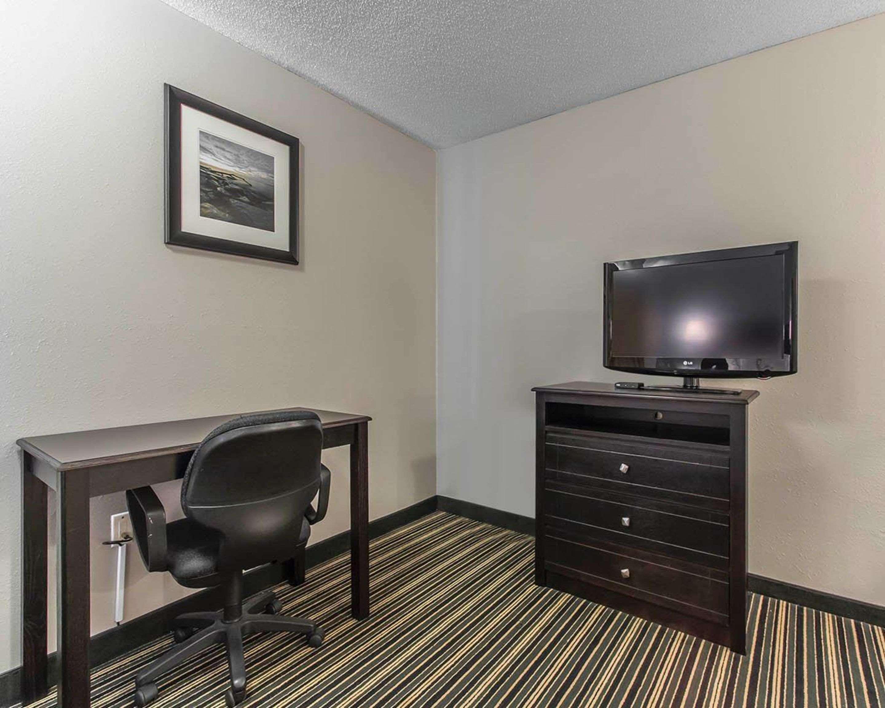 Suburban Extended Stay Hotel Naval Base Area Warrington Εξωτερικό φωτογραφία