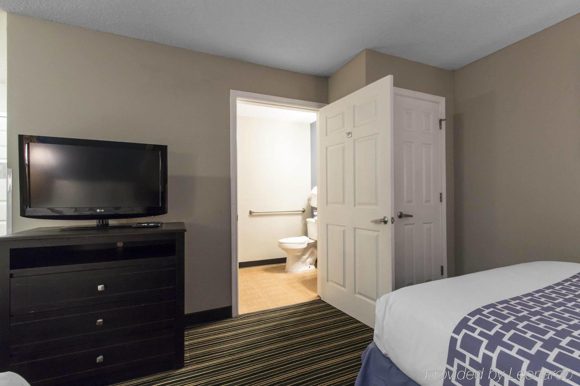Suburban Extended Stay Hotel Naval Base Area Warrington Εξωτερικό φωτογραφία